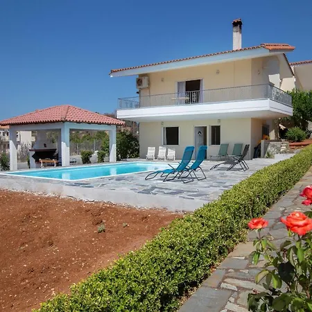 Villa With Private S Pool-theologos By Ghh